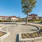 Grand - Neptun Park. * Gdańsk