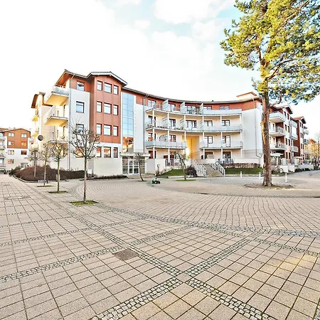 Lägenhet Grand - Neptun Park.