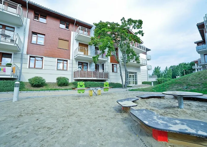 Apartment Grand Apartments - Neptun Park. Gdansk